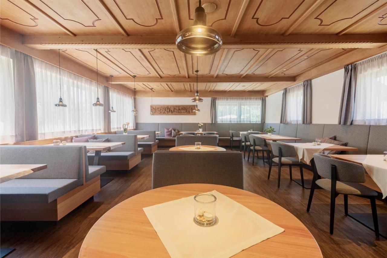 Wanderhotel Teiserhof Funes  Kültér fotó