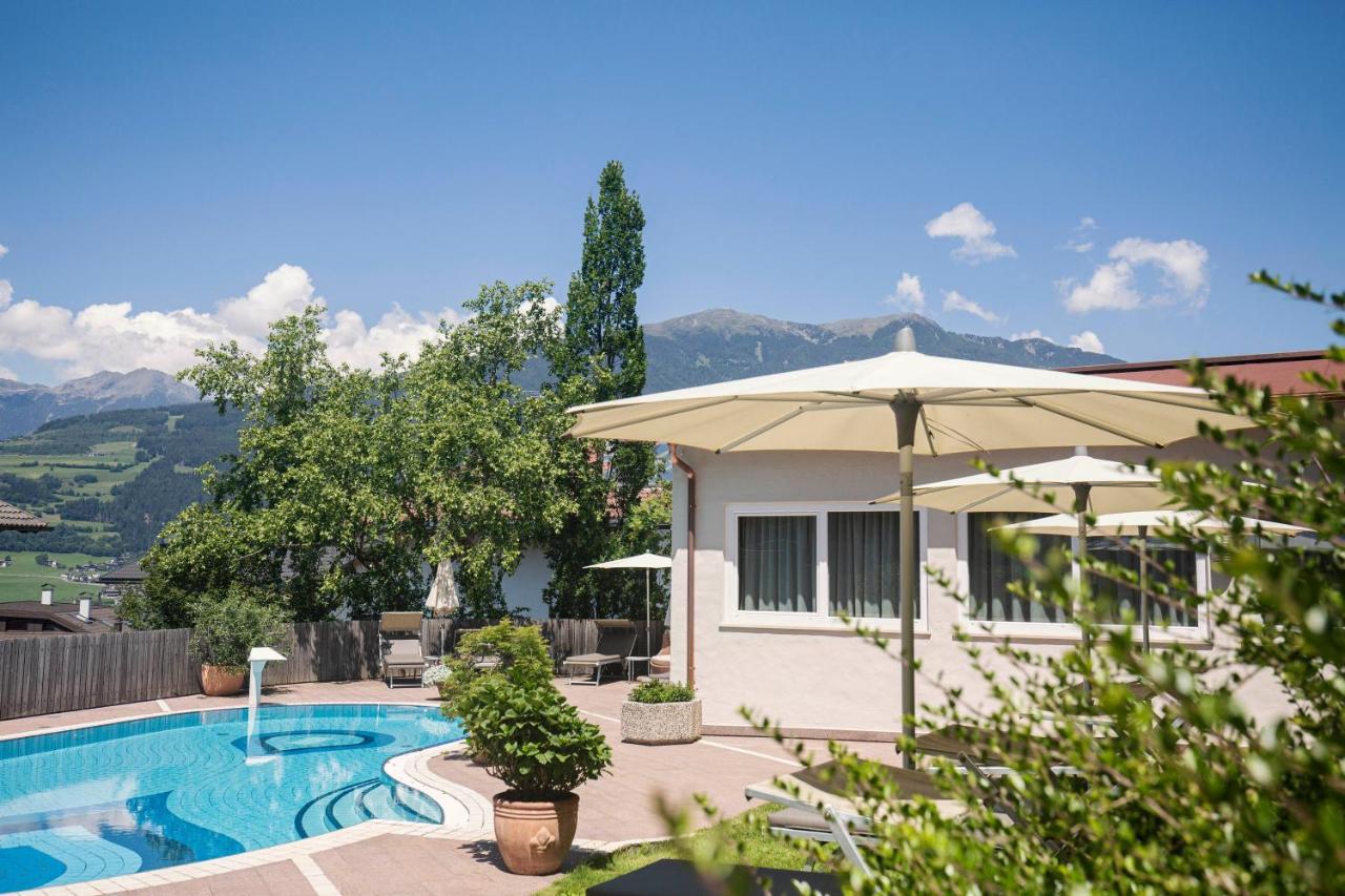 Wanderhotel Teiserhof Funes  Kültér fotó