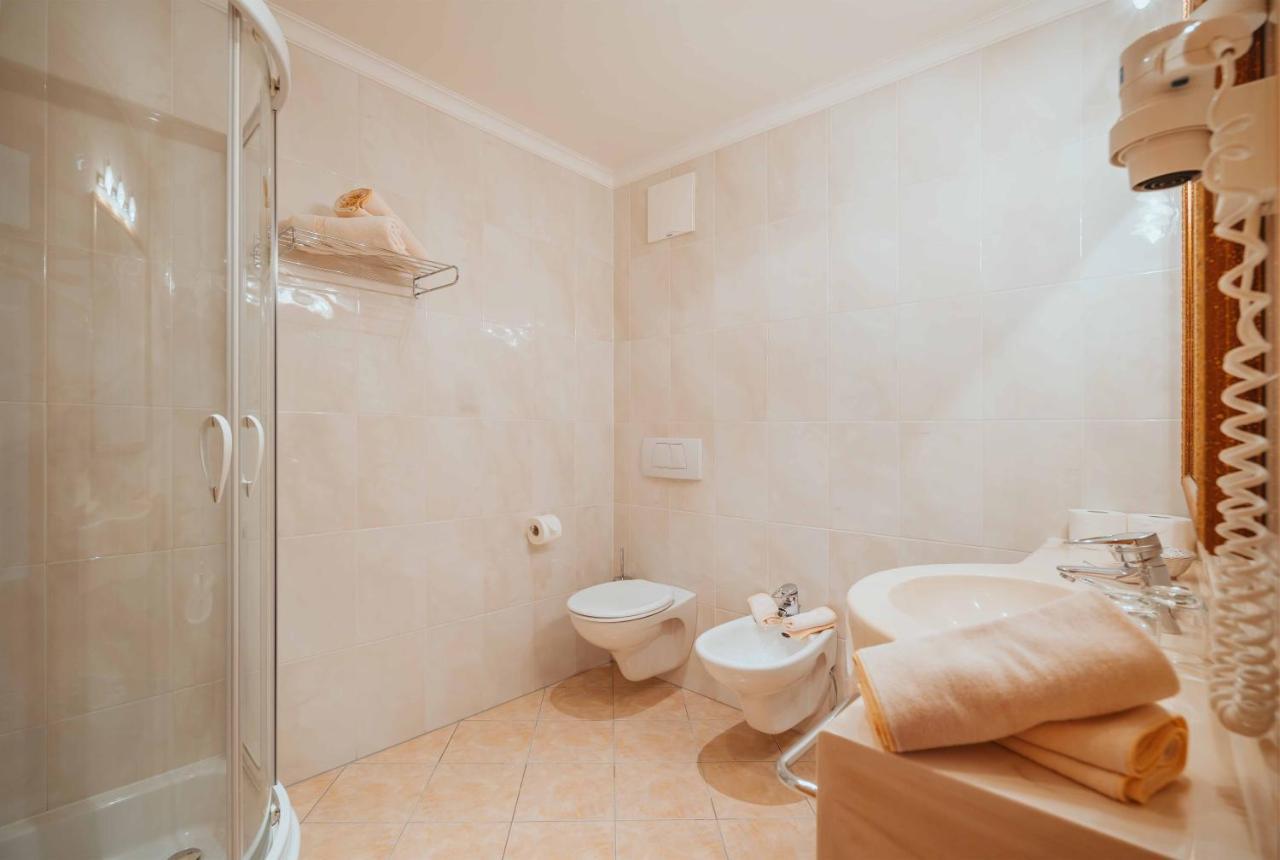 Wanderhotel Teiserhof Funes  Kültér fotó