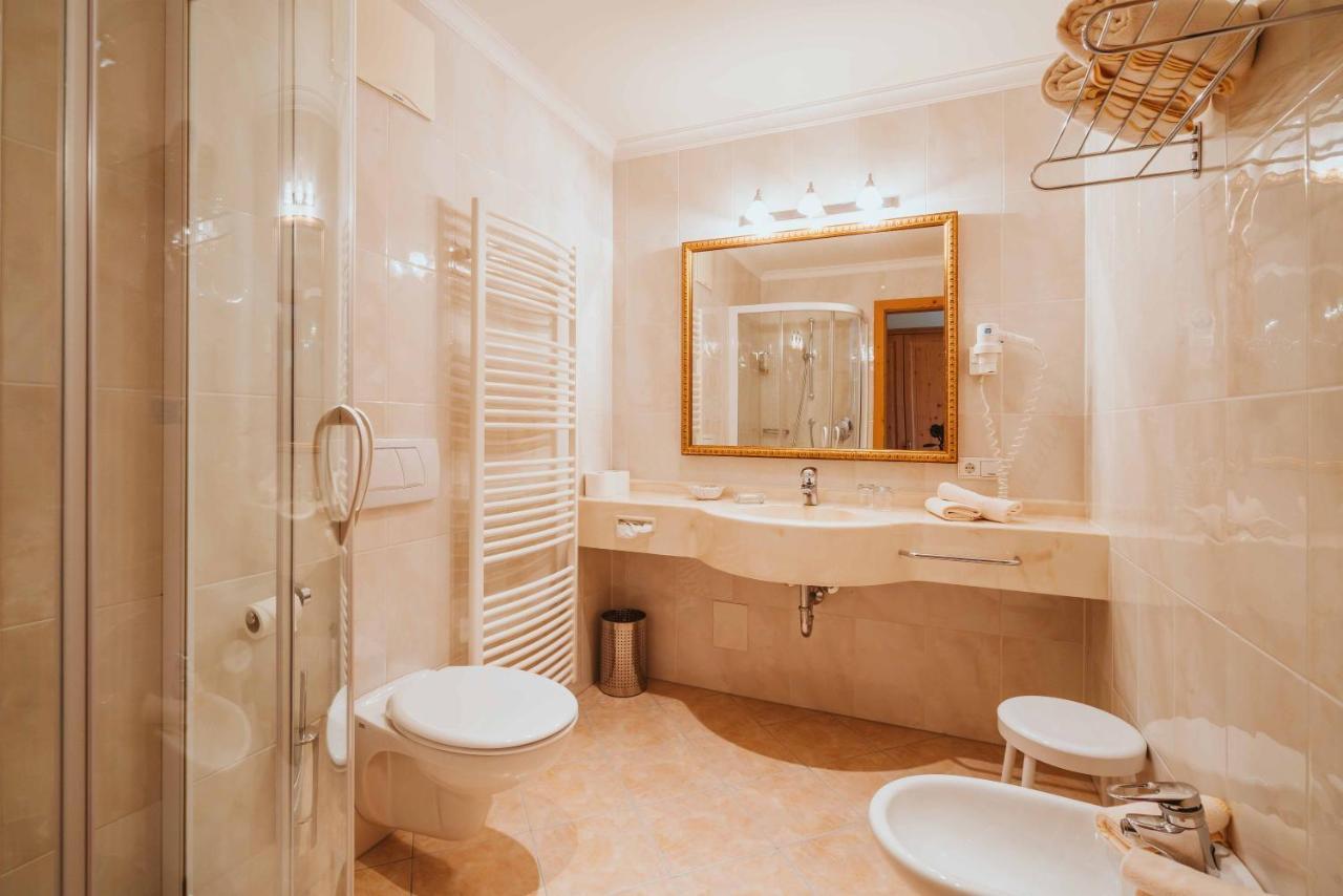 Wanderhotel Teiserhof Funes  Kültér fotó