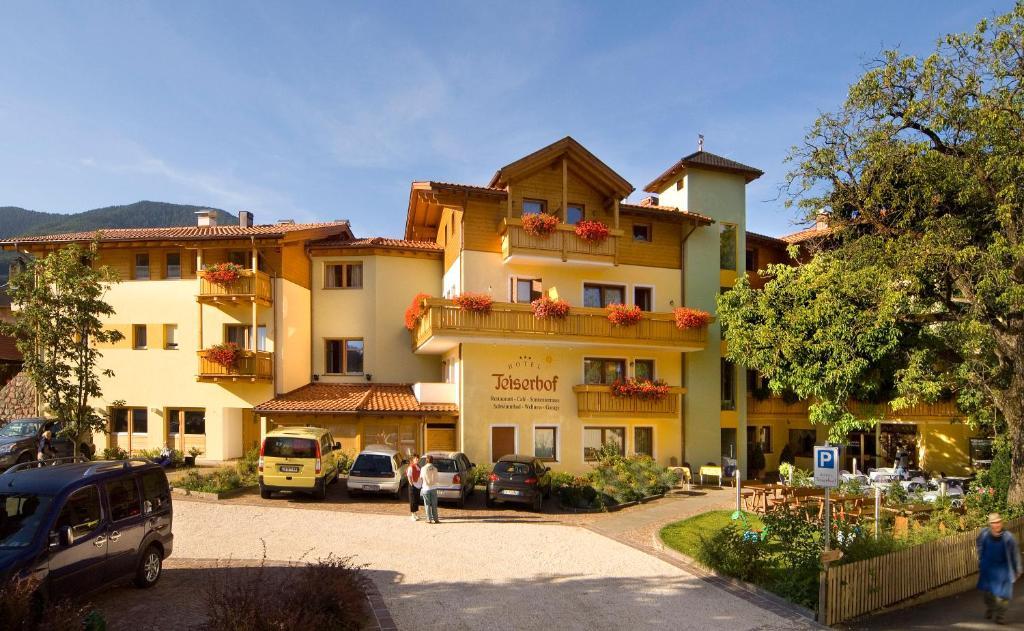 Wanderhotel Teiserhof Funes  Kültér fotó
